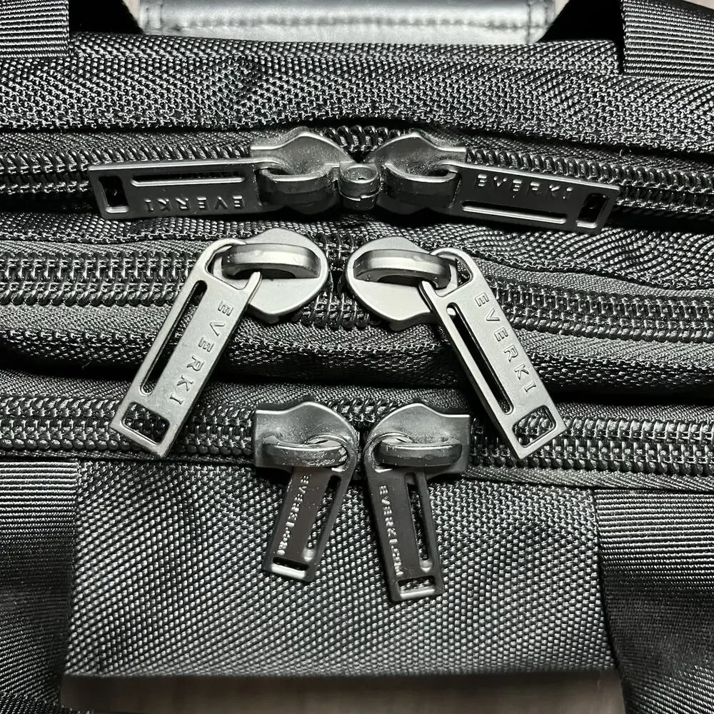 Everki Versa Premium Briefcase 17.3